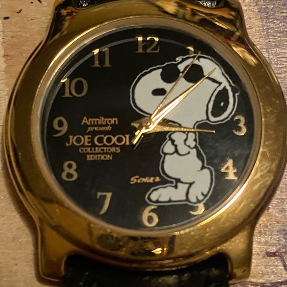 ⏰SALE⏰ Joe Cool Snoopy Collector’s Edition Watch